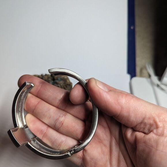 Silver Cross Spring Close Bracelet - Picture 4 of 4